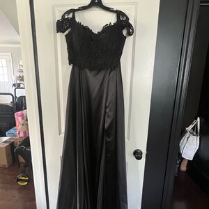 Sherri Hill Black Lace Evening Gown
